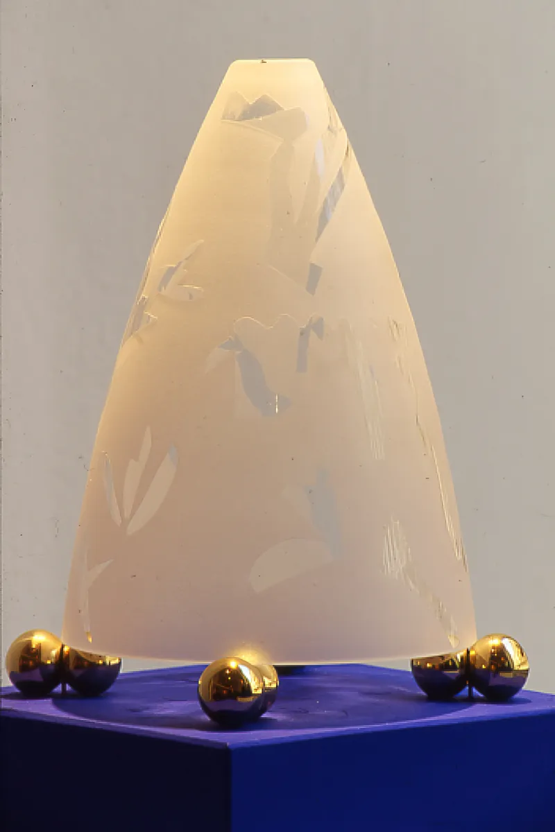 Objekt vulkan, etsat glas